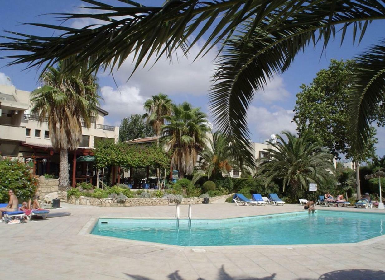 Villa Natalia'S Townhouse, Margarita Gardens 003 Paphos Exterior foto